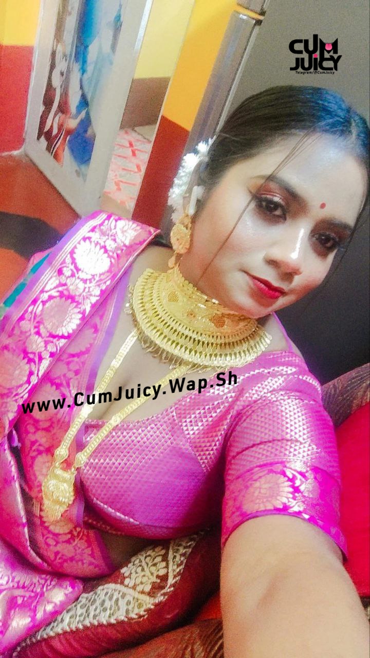 Sexy Horny Bengali Tanker Gf Showing Boobs Sucking By Bf [Total 4 Videos & 20+ Nude Pics]