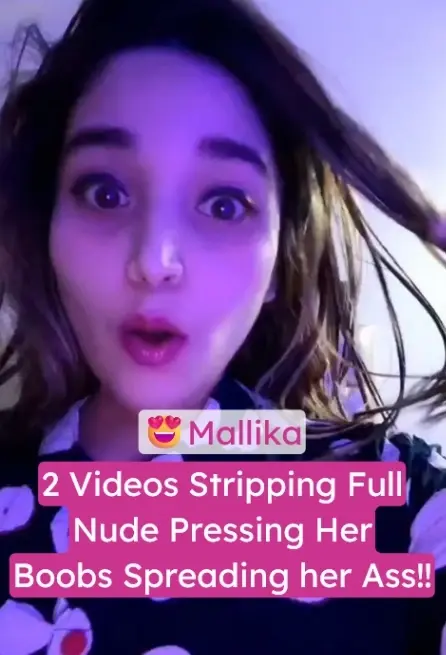 Hot Instagram Model Nude Chamet Live Show Teasing Her Tits and Pussy Fingering