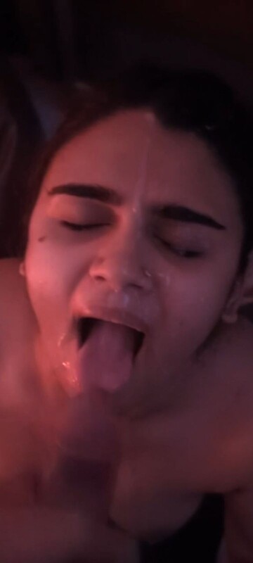 Beautiful Sexy Wife Blowjob And Taking Cum On Face 5 Clip