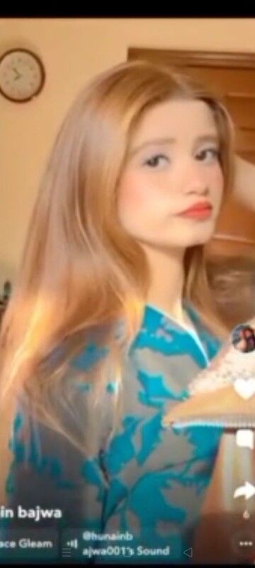 Beautiful Horny Paki Girl Showing Fingering